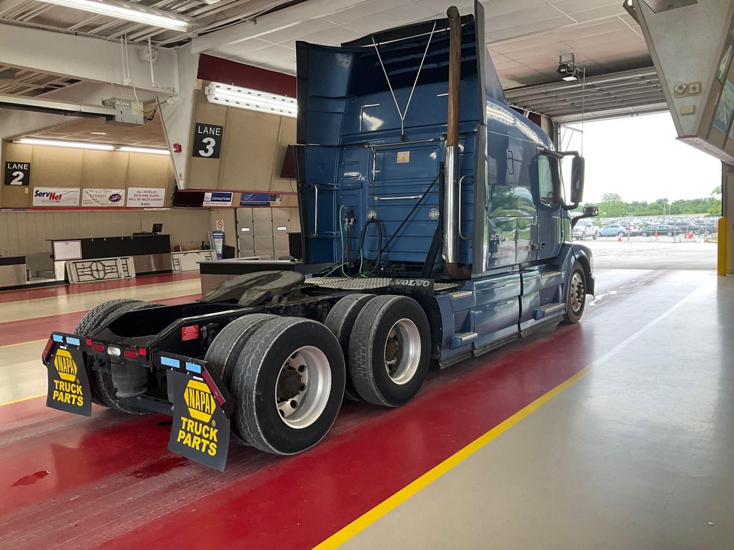 2015 VOLVO VNL64T630 Serial Number: 4V4NC9EG7FN182240