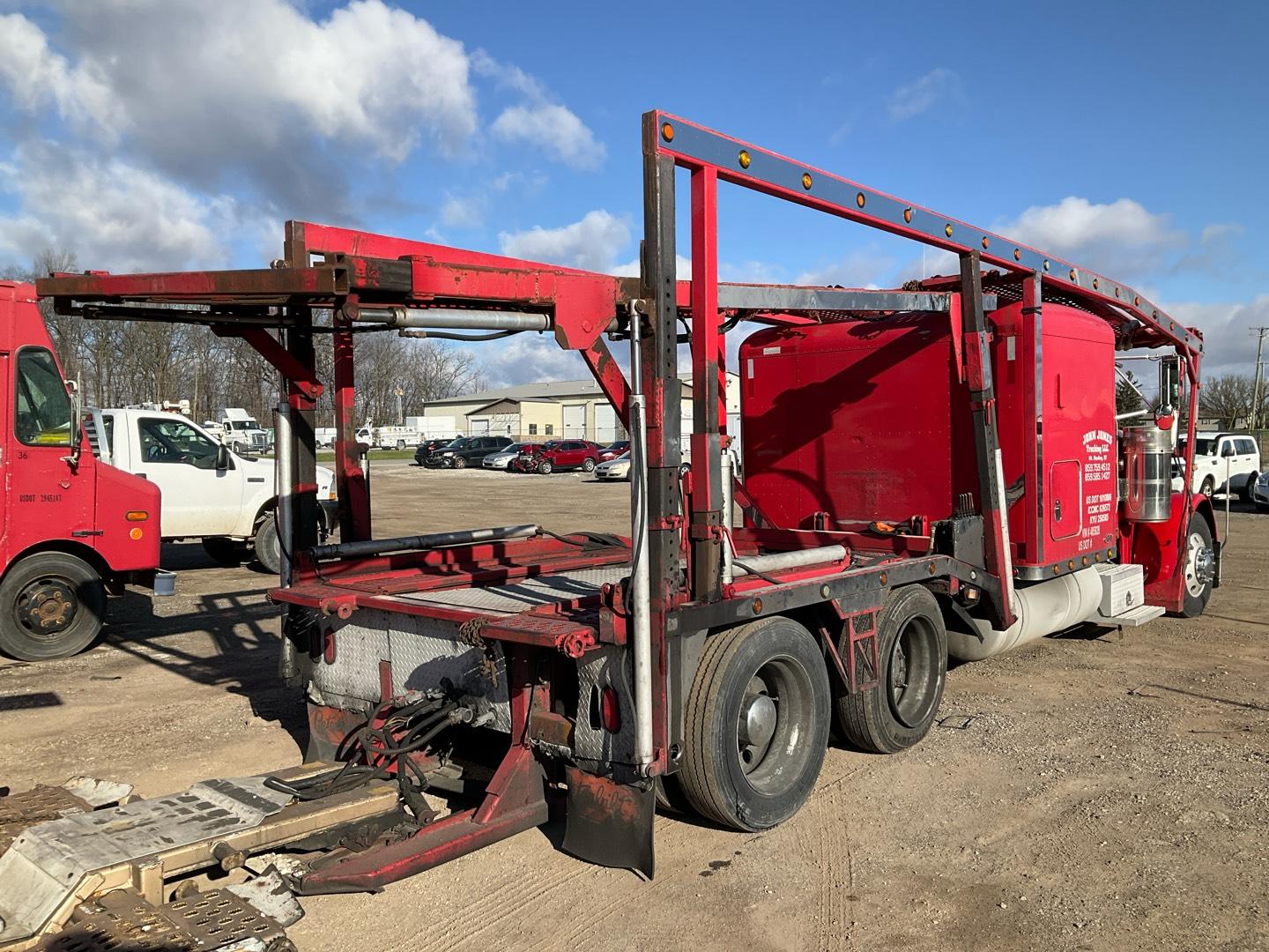 1999 PETERBILT 379 Serial Number: 1NP5LB9X4XD485828