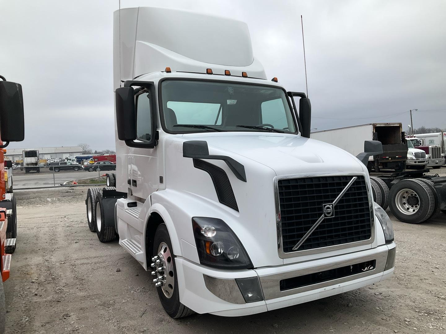 2018 VOLVO VNL64T300 Serial Number: 4V4NC9EH9JN993975