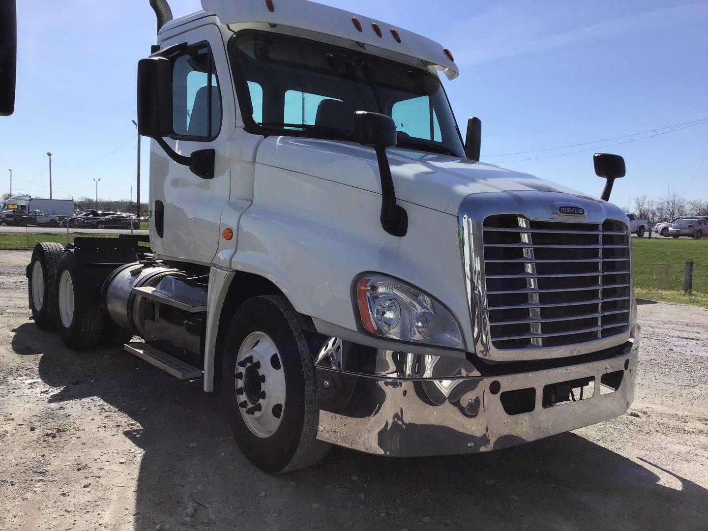 2017 FREIGHTLINER CASCADIA Serial Number: 1FUJGEBG7HLHX2900