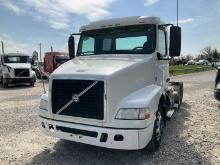 2013 VOLVO VNM64T200 Serial Number: 4V4MC9DG5DN144922