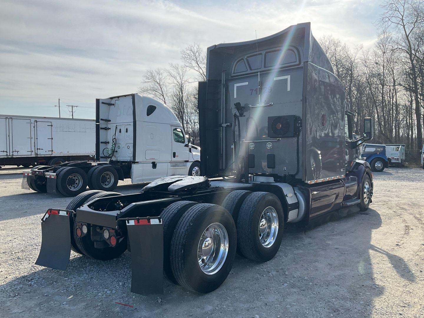 2018 PETERBILT 579 EPIQ Serial Number: 1XPBAP9X1JD483506