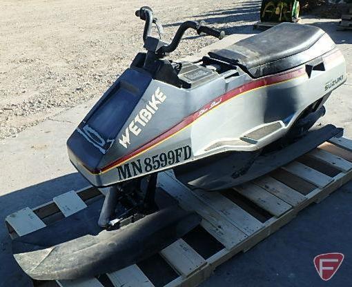 Suzuki Silver Streak Wet Bike jet ski, SN: WJW 15949E787