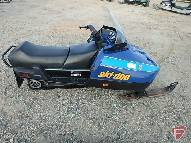 1987 Bombardier Ski-Doo Stratos 496 cc snowmobile, VIN 36240, 2,925 miles showing