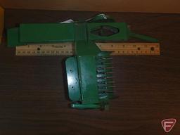 John Deere metal baler with box