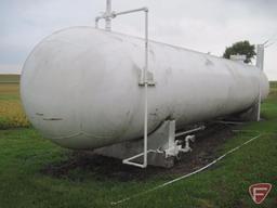 Flint Steel Corporation 10,000 gallon LP tank with man hole, #1390 - 5742A