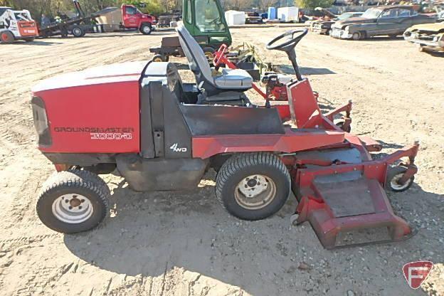 Toro 3000D Groundsmaster rotary mower, 4WD