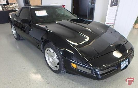 1994 Chevrolet Corvette Passenger Car, VIN # 1g1yy22p3r5100782