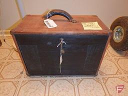 Vintage National Cabinet Co. Dayton, Ohio wood box