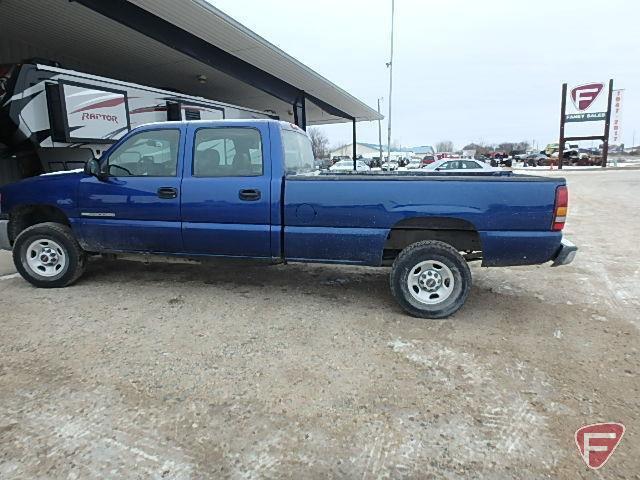 2003 GMC Sierra 4-door crew cab 2500 Pickup Truck VIN # 1gthc23u13f226926