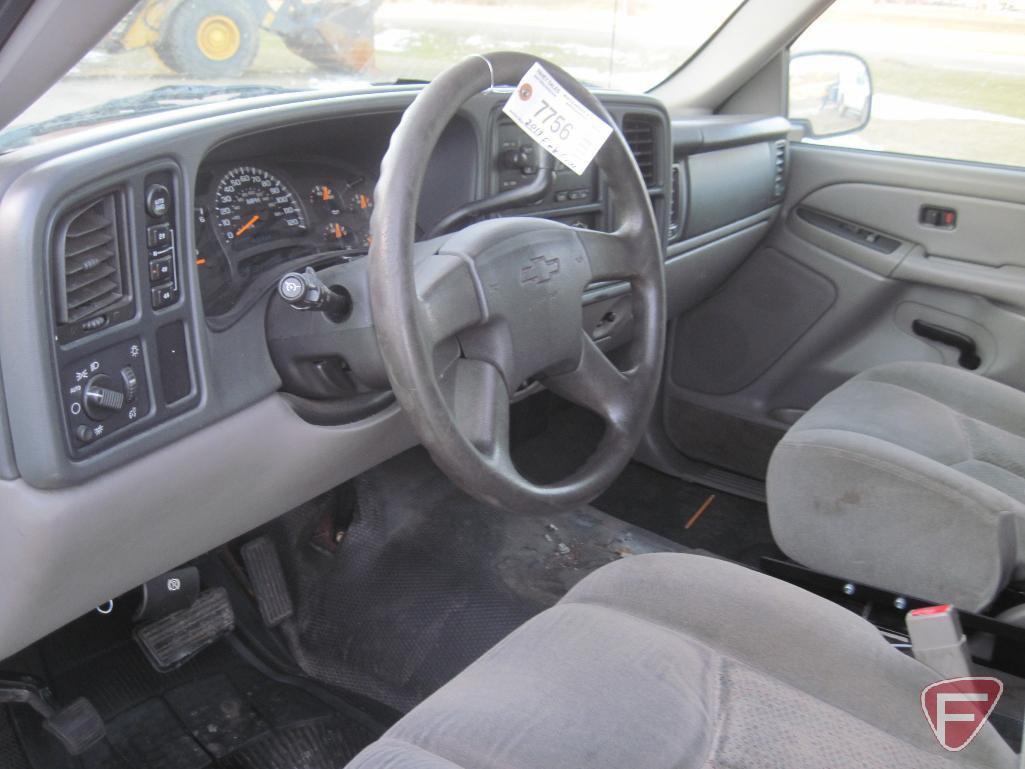 2004 Chevrolet Tahoe Multipurpose Vehicle (MPV), VIN # 1gnek13z14j291518