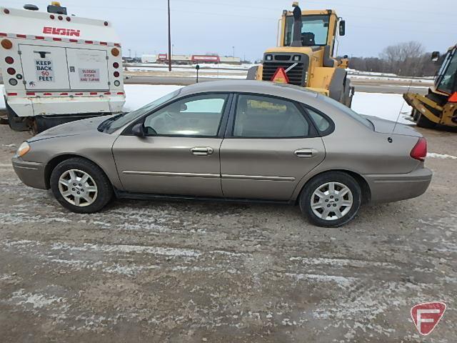 2006 Ford Taurus Passenger Car, VIN # 1fahp53206a255426