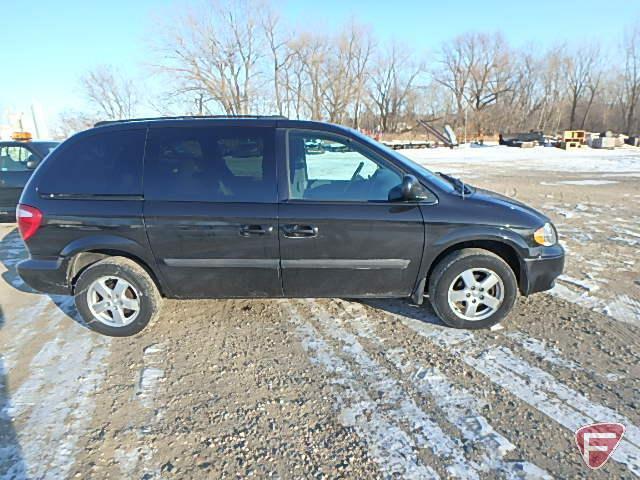 2005 Dodge Caravan Van, VIN # 1d4gp45r55b100392