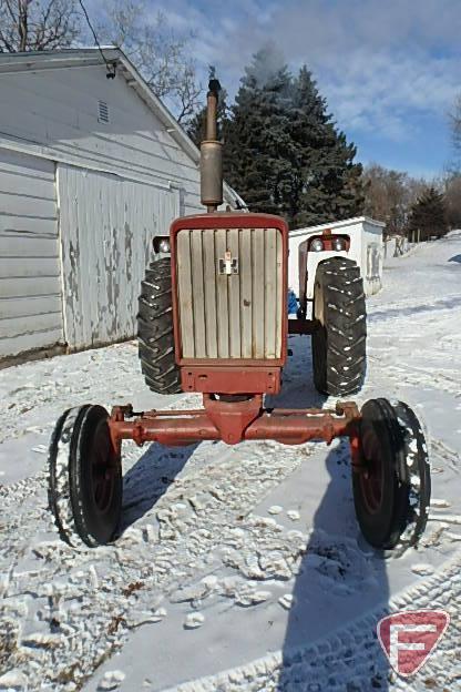 IH/International Harvester Farmall 656 row crop tractor sn 17528S