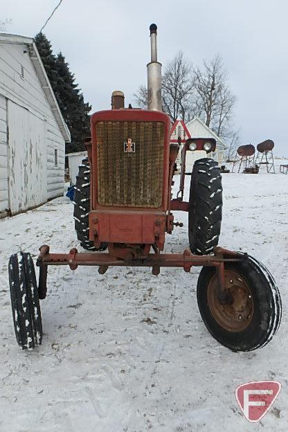 IH/International Harvester Farmall 504 row crop tractor sn 11649S-Y-FF