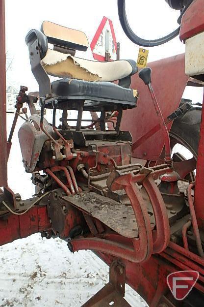 IH/International Harvester Farmall 504 row crop tractor sn 11649S-Y-FF