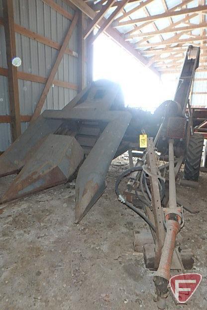 New Idea model 311-2 row pull type corn picker and husking unit; model 229 Lot No. 313, sn 149323