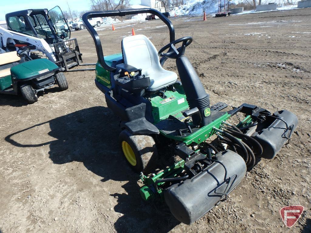 John Deere 2500A gas greensmower, sn: TC250AG020150