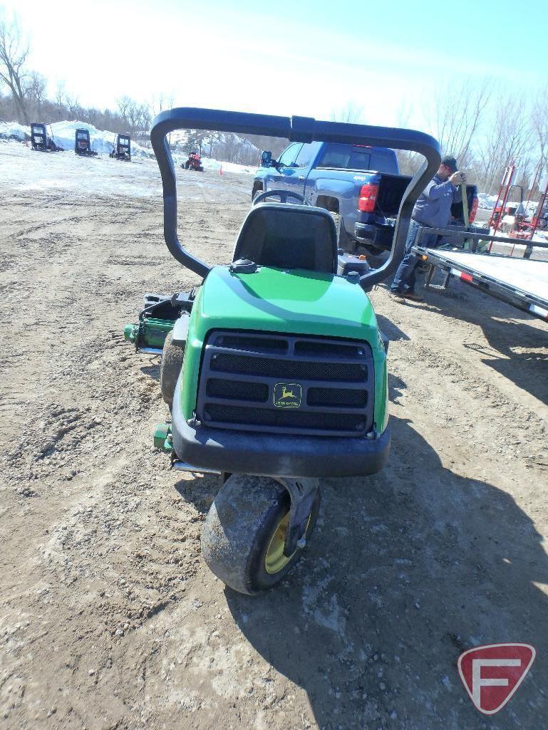 John Deere 2500A gas greensmower, sn: TC250AG020150