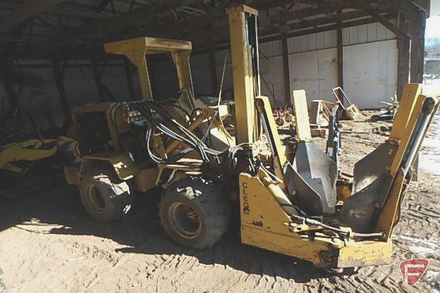 Waldon model 5000 compact articulating wheel loader/tractor with hydraulic mast, sn 12514,