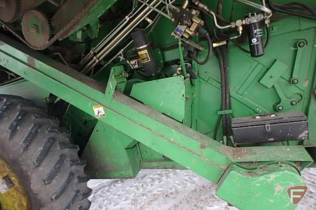 1997 John Deere 9600 combine with rear assist, duals, Greenstar