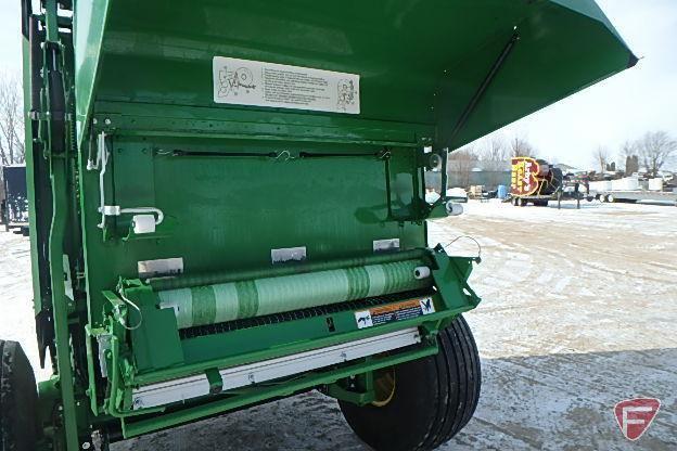 John Deere 469 silage special round baler, 2201 bales