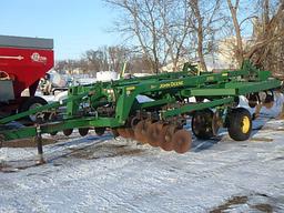 John Deere 2700 mulch ripper 7 shank set at 24 inches soil management system