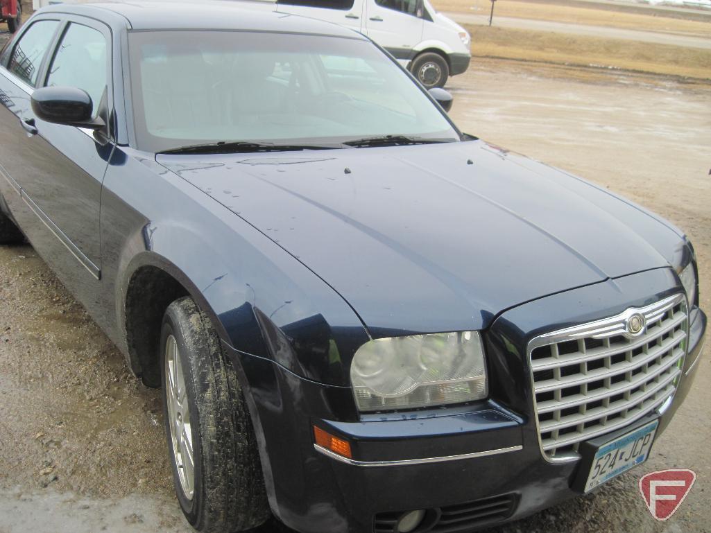 2005 Chrysler 300 Passenger Car, VIN # 2c3jk53g15h695505