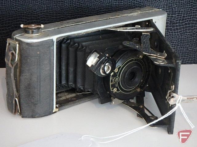 Vintage cameras, Eastman Kodak Vest Pocket Model B camera, Eastman Kodak camera,