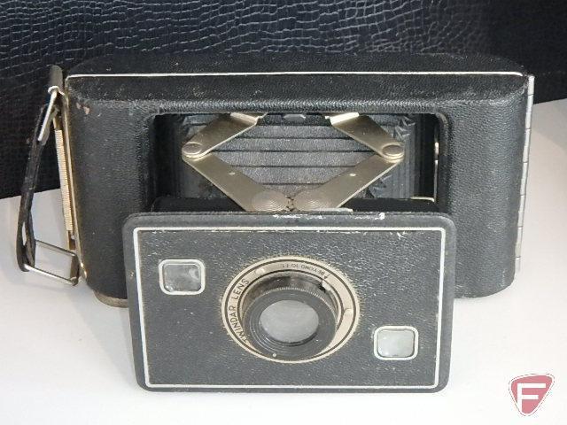 Vintage cameras, Eastman Kodak Vest Pocket Model B camera, Eastman Kodak camera,