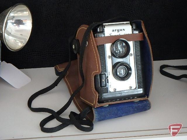 Vintage cameras, Kodak Duaflex II, Herco Imperial 620 snap shot camera,