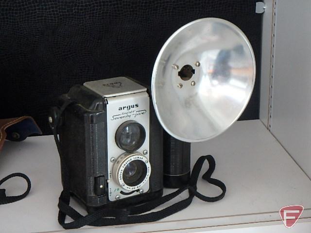 Vintage cameras, Kodak Duaflex II, Herco Imperial 620 snap shot camera,