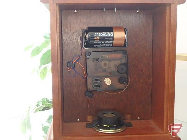 Seiko mantle clock, chimes, battery operated, and brown crock with some chips, Both