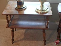 (4) table lamps and (2) wood side/end tables, one with is drop leaf, All 6 pieces