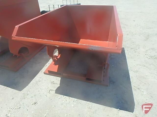 New 1 yard stackable self-dumping hopper