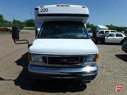 2007 Ford E-450 Super Duty Handicap Accessible 12 Seat Bus, VIN # 1fdxe45s07db08098