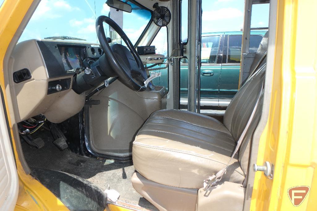 1995 Chevrolet G30 Bluebird Mini School Bus, VIN # 1GBHG31K0SF133846