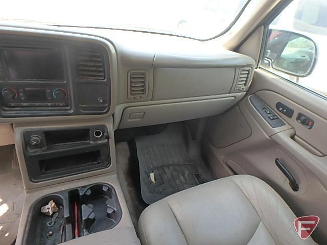 2005 Chevrolet Tahoe Multipurpose Vehicle (MPV), VIN # 1gnek13t65r228090