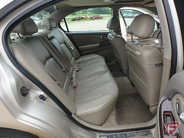 2001 Infiniti I30 Passenger Car, VIN # jnkca31a11t040847