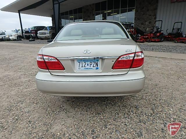 2001 Infiniti I30 Passenger Car, VIN # jnkca31a11t040847