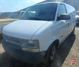 2002 Chevrolet Astro Van, VIN # 1gcdm19x32b114657