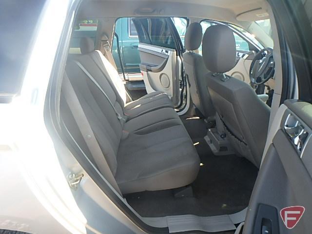 2006 Chrysler Pacifica Multipurpose Vehicle (MPV), VIN # 2a4gm48466r683266