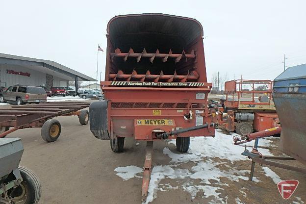 1999 Meyers 4516 steel forage box with folding discharge chute on Meyers 1200H series tandem gear