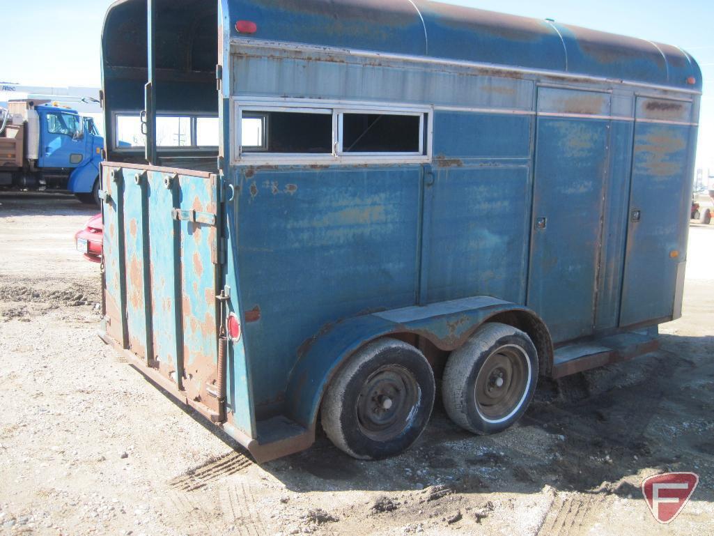 Horse trailer, no title or registration