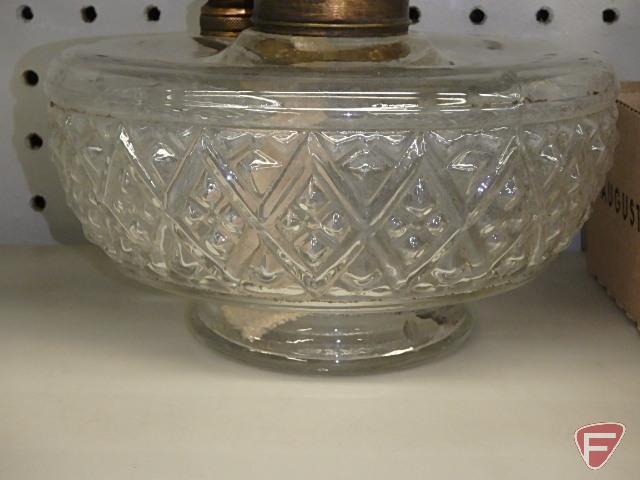 Kerosene/oil lamps, asst. sizes and styles