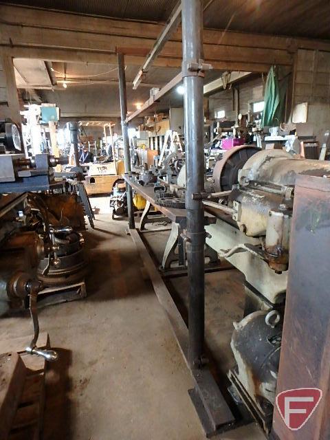 LeBlond 17 heavy duty lathe, 84in bed, 10in swing, includes 15in face plate, 4 jaw chuck,