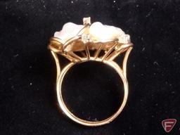 Ladies 14k yellow Gold Diamond fashion Baroque Pearl ring