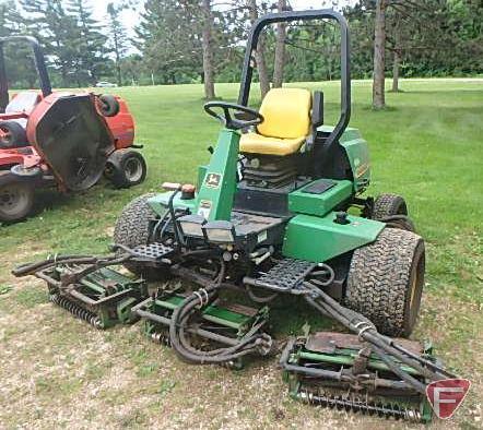 John Deere 3225B diesel fairway mower, sn T03225T010374, 2247.0 hours showing