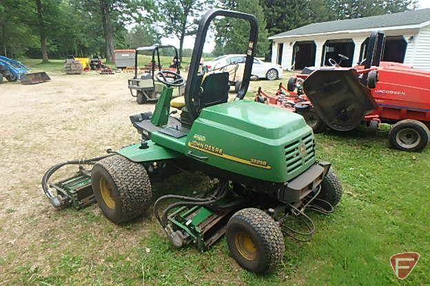 John Deere 3225B diesel fairway mower, sn T03225T010374, 2247.0 hours showing