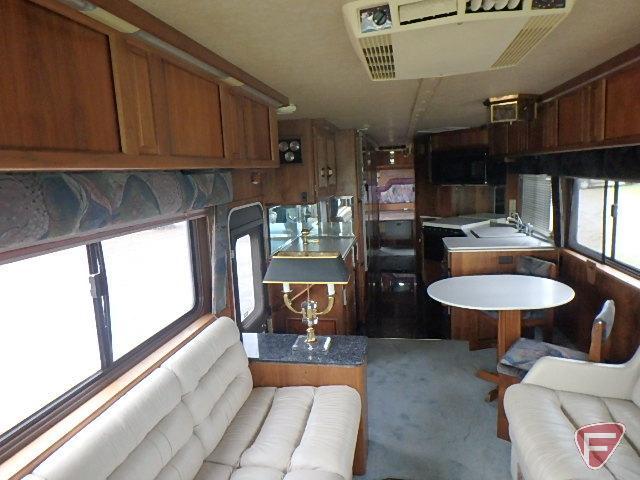 1991 Foretravel Grand Villa Unihome U300 Recreational Vehicle, VIN # 1f97d4409mn054221